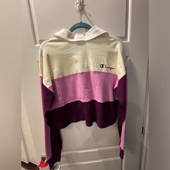 ✨ Champion Multi Coloured Shirt ✨ - Picture 2 of 2